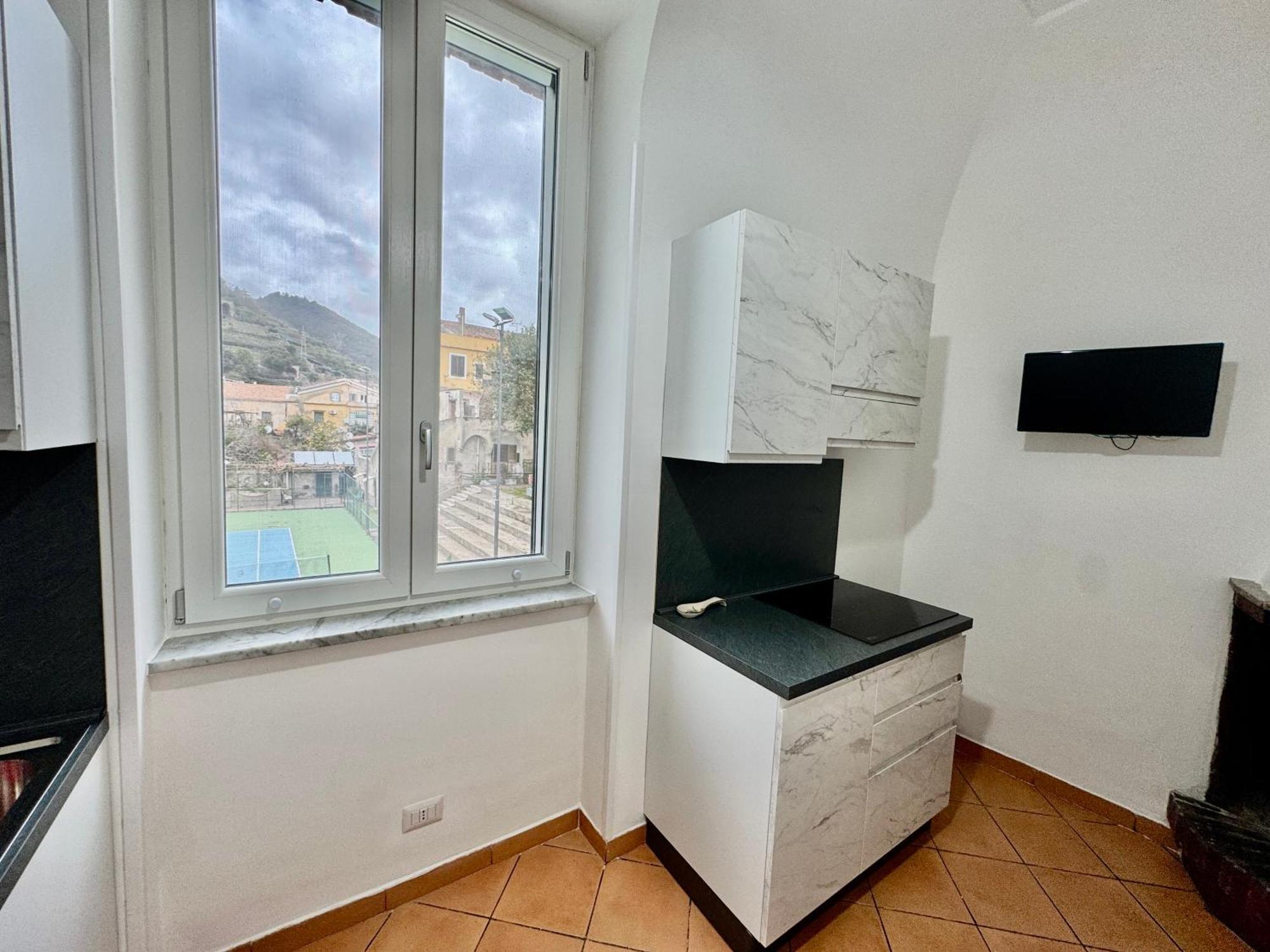 Appartamento La Casa Di Nina Maiori Esterno foto
